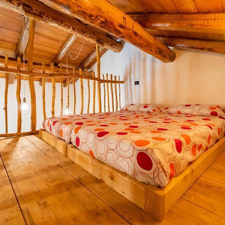 Country House Le Gaie Allegre Villar San Costanzo ภายนอก รูปภาพ