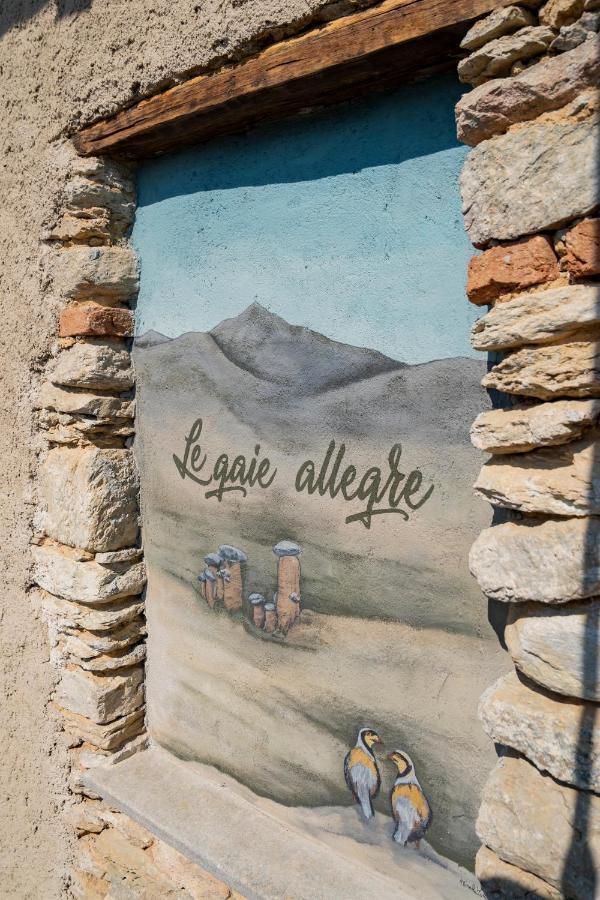Country House Le Gaie Allegre Villar San Costanzo ภายนอก รูปภาพ