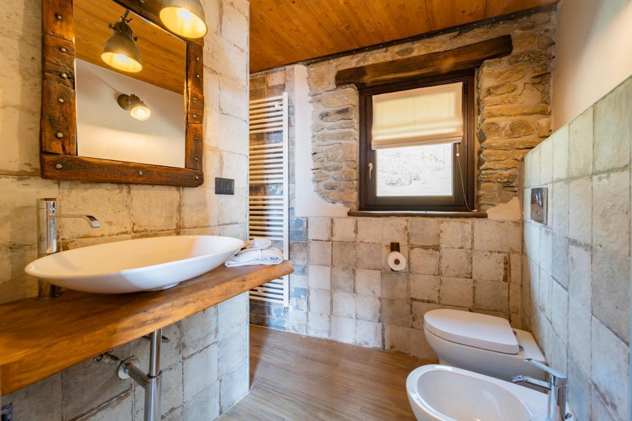 Country House Le Gaie Allegre Villar San Costanzo ภายนอก รูปภาพ