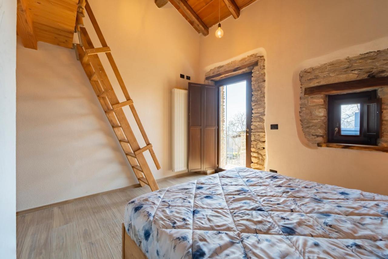 Country House Le Gaie Allegre Villar San Costanzo ภายนอก รูปภาพ